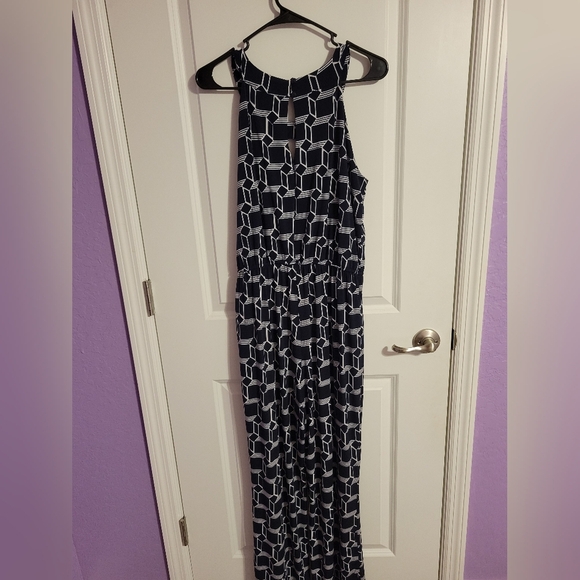 En Focus Women's Halter Neck Jumpsuit Size 12 Navy blue White Stretch Geo Print - Picture 4 of 7